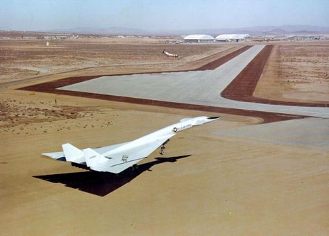 Edwards Air Force Base, Airplane Flight, Experimental Aircraft, Air Photo, Air Force Base, Military Jets, Jet Plane, Aviation Art, Military Aircraft