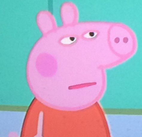 Peppa Pig Side Eye, Pig Eyes, Peppa Pig Pictures, Peppa Pig Funny, Pig Pictures, Halloween Eye Makeup, Halloween Eyes, Funny Pix, Peppa Pig