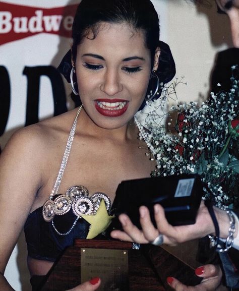 Selena Bustier, Selena Outfits, Selena Pictures, Selena Q, Tejano Music, Selena Quintanilla Perez, Queen Pictures, Selena Quintanilla, San Antonio Texas