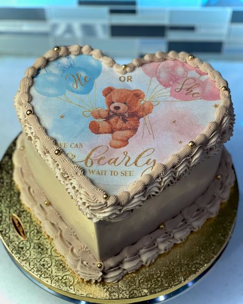 𝐻𝑒 𝑜𝓇 𝒮𝒽𝑒? 🩵💕 𝒲𝑒 𝒸𝒶𝓃 𝐵𝐸𝒜𝑅𝐿𝒴 𝓌𝒶𝒾𝓉 𝓉𝑜 𝓈𝑒𝑒 ! Can you guess the gender ? This Gender Reveal Burn Away Cake has to be my favorite yet! 🐻✨ 💐Have you booked your cake ?💐 To Inquire, Visit 👇🏽 www.BatterAndBlossom.com • • • 💐Classes & Merch 💐 www.BatterAndBlossom.com • #cakedecorating #heartcake #explorepage #buttercream #cakeartist #newborn #mom #batterandblossomcakery #dallascakes #planocakes #littleelmtx #littleelmcakes #prospercakes #mckinneycakes #aubreycakes #frisco #dallas #planotx #cake... Guess The Gender, Newborn Mom, We Can Bearly Wait, Bearly Wait, Heart Cake, He Or She, Gender Reveal, Butter Cream, Cake Decorating