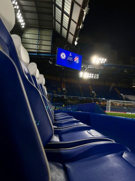 Blue Football Aesthetic, Touch Football Aesthetic, Watching Soccer On Tv Aesthetic, Soccer Blue Aesthetic, Soccer At Night Aesthetic, Stadium Aesthetic Night, Ben Chilwell, Football Wags, Women Football