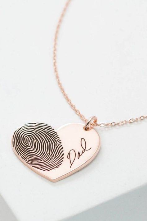 Thoughtful Gifts For Boyfriend, The Importance Of Family, Gifts For Boyfriend Parents, Fingerprint Necklace, Handwriting Necklace, Jewelry Photography Styling, Handwriting Jewelry, Delicate Necklaces, Trend Jewelry