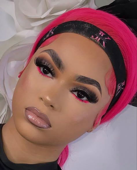 Hot Pink Eye Makeup, Homecoming 2024, Birthday Makeup Looks, Under Eye Makeup, Face Beat Makeup, Glitter Makeup Looks, Soft Makeup Looks, Prom Makeup Looks, Makeup Sets