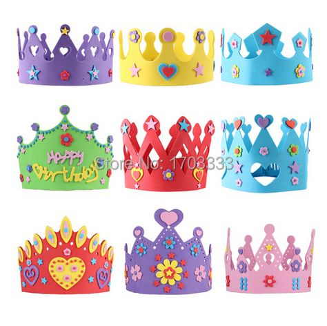 Prop Knife, Birthday Cap, Crown Template, Anniversaire Diy, Crown For Kids, Crown Crafts, Imperial Crown, Diy Bags Patterns, Birthday Crown