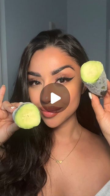 Anna Gabriela on Instagram: "Ice, lift, hydrate & prime face 🥒🧊💚  Icing my face has changed the game for me in skincare & makeup! Love finding new ways to do it 😍" Icing Face, Face Icing, Hygiene Tips, Skincare Makeup, May 13, Beauty Tips, The Game, Beauty Hacks, Do It