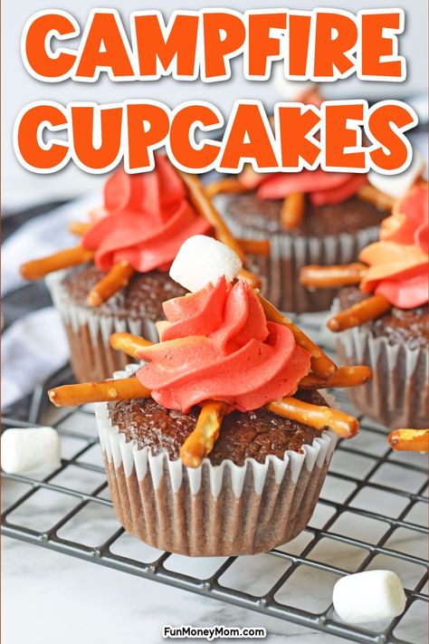 Theses adorable campfire cupcakes are perfect for a summer party or even a camping themed party. It's an easy cupcake recipe that everyone will love! 40th Camping Birthday Party, Bonfire Cupcake Ideas, Camp Fire Cupcake, Campfire Cupcake Ideas, Vbs Camping Theme Snacks, Camp Firelight Vbs Snacks, Camp Firelight Vbs Decorations, Alaska Vbs, Bonfire Cupcakes