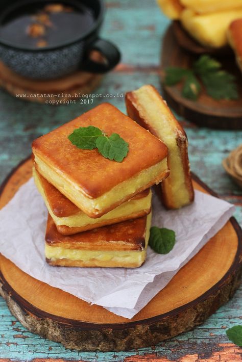 GABIN VLA TAPE | Catatan-Nina Kue Gabin, Gabin Tape, Indonesian Desserts, Dessert Box, Resep Cake, Bakery Menu, Traditional Cakes, Asian Desserts, Ramadan Recipes