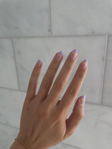 Light Purple Tips, Lavender Glitter French Tip Nails, Purple French Tip Nails Almond Short, Lavender Nails Natural, Natural Nail Designs Purple, Manicure Lavender, Lavender Natural Nails, Prom Nails With Purple Dress, Lavender French Tip Nails Short