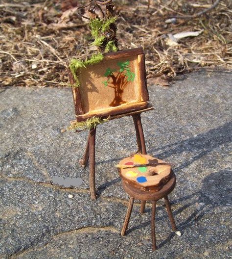 Twig Furniture, Miniature Artist, Fairy Tree Houses, Fairy Garden Kit, Fairy Garden Furniture, Fairy House Diy, Artist Easel, Fairy Garden Crafts, Fairy Garden Designs