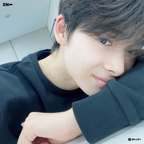 [ Upadate ] Niki post on weverse . Niki Enhypen . Enhypen Member . Enhypen . #niki #enhypen #nikienhypen #iland #mnet #bighit #nikiiland Boy Band, Sung Hoon, Fan Fiction, Extended Play, Kpop Groups, Boyfriend Material, Rappers, Boy Bands, Fanfiction