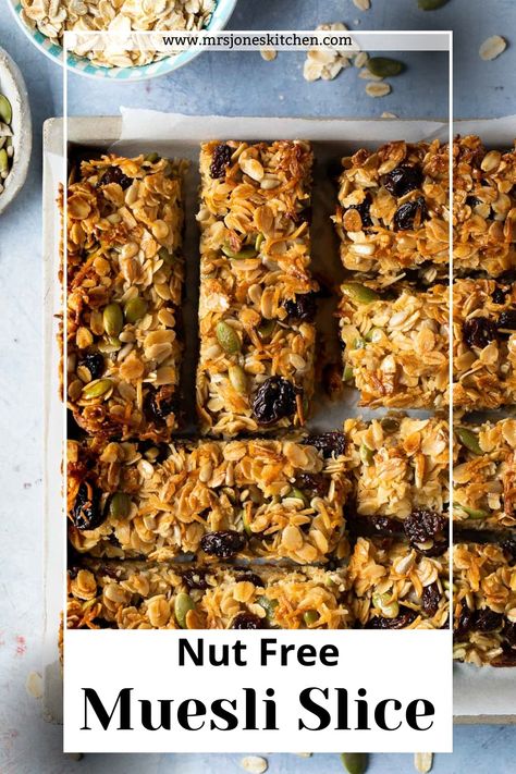 Muesli Slice (Muesli Bars) Chewy Muesli Bars, Healthy Muslie Slice, Diy Muesli Recipes, Nut Free Muesli Bars, Homemade Muesli Bars, Muesli Bar Recipe, Muesli Breakfast, Muesli Slice, Bars Recipes Healthy