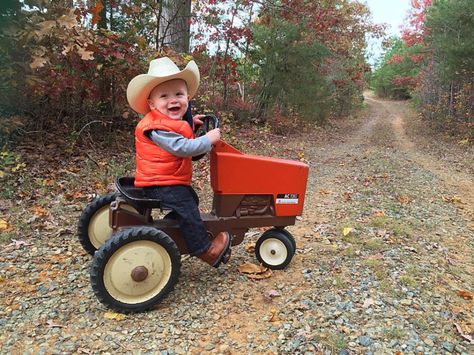 Tide ward Pedal Tractor, Toddler Photos, Wagons, Tractor, Cowboy Hats, Baby Strollers, Aurora, Toys, Wood