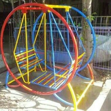 Garden Swing, Backyard Playground, Kids Area, School Furniture, Furniture Designs, Metal Chairs, Penny, Landscaping, Furniture Design