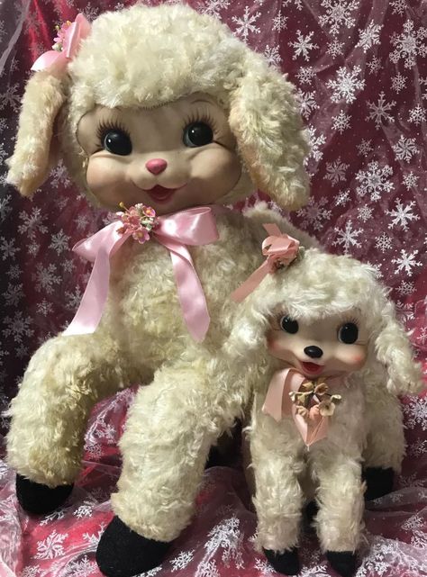 Mutton & Lamb Rushton Toys, Vintage Baby Toys, Vintage Stuffed Animals, Vintage Toys 1960s, Doll Plushies, Vintage Statues, Rubber Face, Baby Lamb, Mommy And Baby