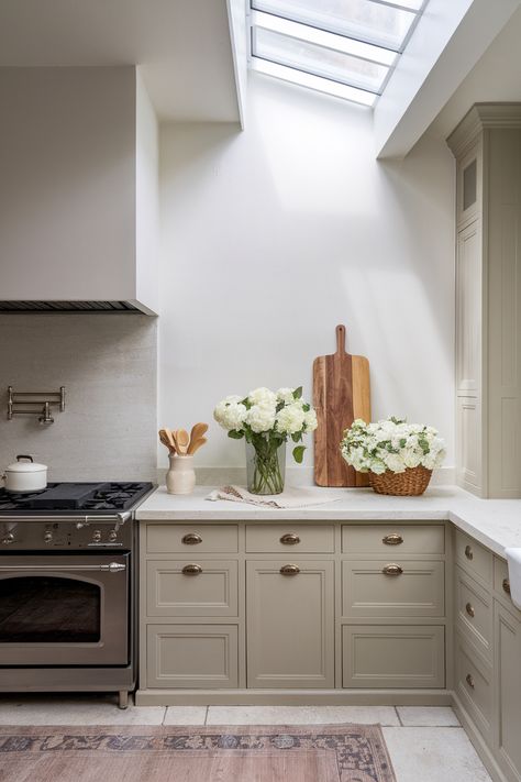 Beige Is The New White: 16+ Kitchen Cabinet Ideas That Prove It! Cream Contemporary Kitchen, Beige Cabinets White Countertops, Cream Kitchen Cabinets Modern, Accesible Beige Cabinet Kitchen, Beige Cabinet Colors, Cream Cabinets Black Countertops, Balanced Beige Cabinets, Shoji White Cabinets, Light Beige Kitchen Cabinets