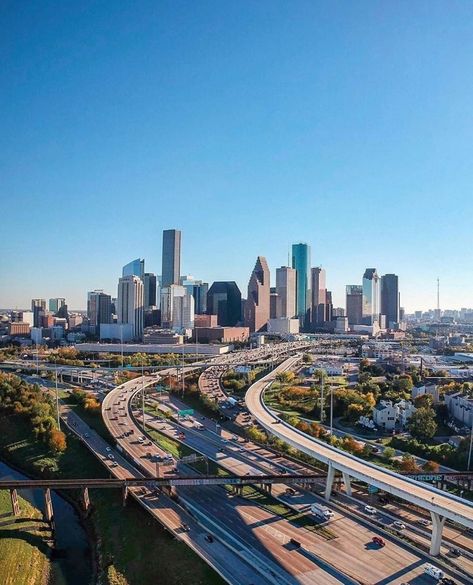 Downtown Houston on Instagram: “Do yourself a favor and cancel all the plans you had indoors tonight. This weather is just too nice not to get outdoors and enjoy! ☀️…” Downtown Houston Texas, Downtown Pictures, Explore Houston, Nrg Stadium, Natural Views, Houston Skyline, Houston City, Road Bridge, Too Nice