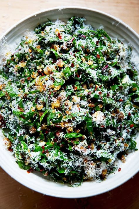 Swiss Chard Salad with Lemon, Parmesan, and Breadcrumbs — a perfect salad when the tender swiss chard first hits the markets. If you love a kale salad, you will LOVE this. But even if you don't, you should try this — Swiss chard is not as tough as kale. It's soft and buttery. #swisschard #salad #breadcrumbs #lemon #parmesan Sourdough Boule Recipe, Swiss Chard Salad, Tortillas Homemade, Fairy Recipes, Chard Salad, Cool Food Recipes, Sourdough Boule, Fancy Cooking, Date Nut Bread