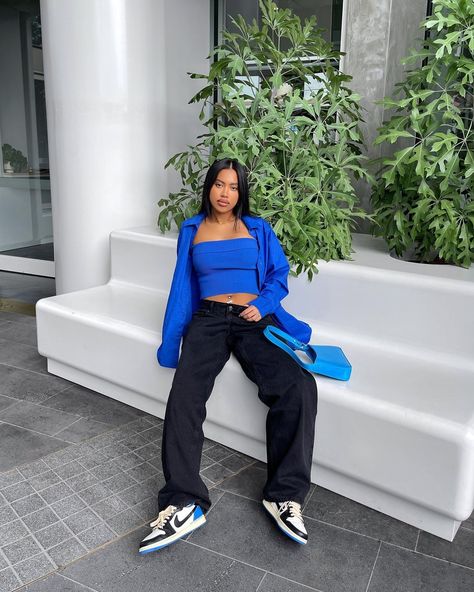 STEFNEYV 🌊🌊 on Instagram: “🌊🌊🌊 @glassons #glassons” Low Jordan 1 Outfit, Royal Blue Outfit Ideas, Outfit Inspirations Minimalist, Blue Outfit Ideas, Royal Blue Outfits, Outfit Ideas For School, Jordan 1 Outfit, Summer Outfit Inspiration, Casual Chic Outfit