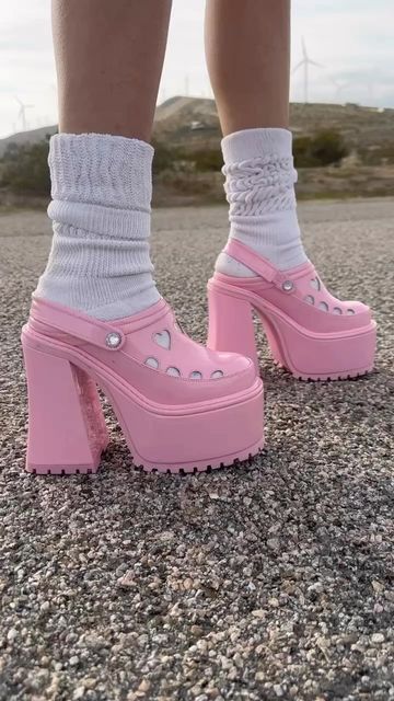 High Heel Crocs, Crocs Platform, Preppy Shoes, Cute Canvas Paintings, Cute Canvas, Platform Heels Chunky, Chunky Platform, Heels & Wedges, Shoe Lover