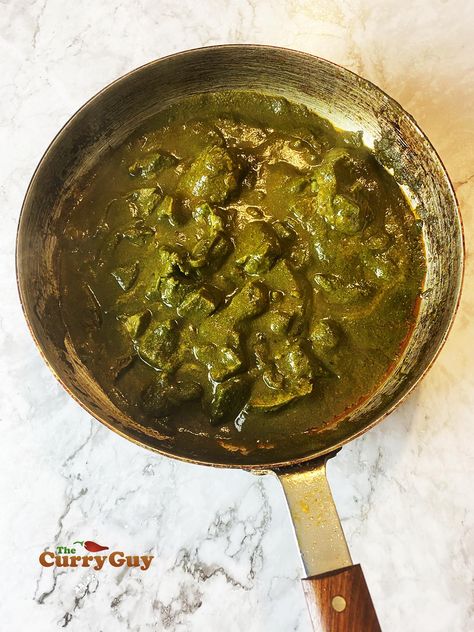 How To Make Lamb Saagwala - An Indian Restaurant Favourite Chicken Saag Recipe, Lamb Saag Recipe, Saag Gosht, East Meals, Lamb Saag, Saag Recipe, Slow Cooker Lamb, Lamb Curry, Curry Recipes Indian