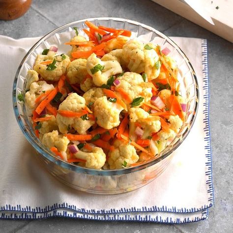 Marinated Cauliflower Salad Exps Thca18 26888 C04 27 2b 4 Marinated Cauliflower, Crowd Recipes, Meat And Cheese Tray, Potluck Salad, Marinated Mushrooms, Lunch Buffet, Fruit Displays, Cauliflower Salad, Summer Side Dishes