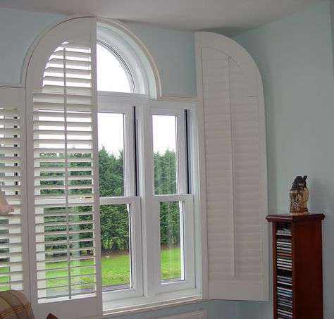 Shutters Arched Window, Arch Window Covering Ideas, Gate Lodge, Arched Window Coverings, Bay Window Shutters, Arched Window Treatments, Eyebrow Arch, Shutters Interior, Window Remodel