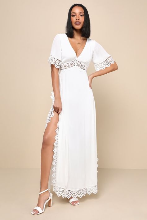 White flowy dress goddesses