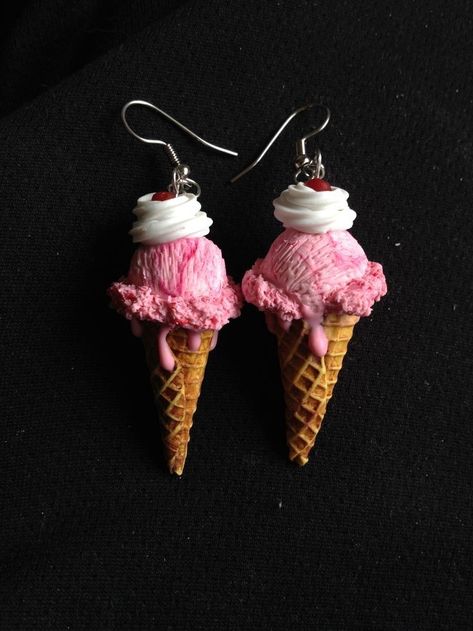 Ice Cream Polymer Clay, Ice Cream Clay Earrings, Bread Accessories, Polymer Clay Sweets, Miniature Strawberry, Miniature Earrings, Miniature Ice Cream, Polymer Clay Miniature, Ice Cream Set