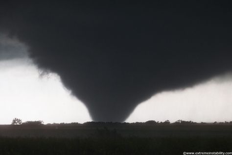 August Underground, Weather Phenomenon, Tornado Pictures, Oklahoma Tornado, Wind Sea, Tornado Alley, Bad Storms, Storm Chasing, Midwest Emo