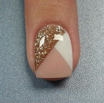 Triangle Nail Art, Triangle Nails, Gel Nail Designs, Fancy Nails, Creative Nails, Gorgeous Nails, Love Nails, Nude Nails, Wedding Nails