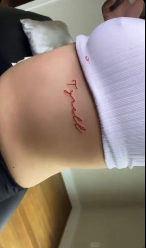 Name Tattoos Red Ink, Red Ink Name Tattoo, Red Name Tattoo, Cute Name Tattoos, Loyalty Tattoo, Girl Neck Tattoos, Black Girls With Tattoos, Tattoos For Black Skin