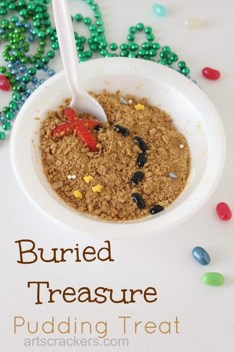 Buried Treasure Pudding Treats Pirates Activities, Pirate Themed Food, Pirate Snacks, Shipwreck Vbs, Bible School Snacks, Vbs Shipwrecked, White Pudding, Alligator Crafts, Pirate Week