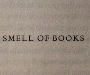 sent de livres The Smell Of Books, Smell Of Books, Ravenclaw Aesthetic, Personal Aesthetic, Dark Academia Aesthetic, Girl Reading, Academia Aesthetic, Hermione Granger, Ravenclaw