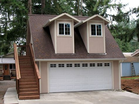 The home owners needed some additional space for their  expanding family, but instead of adding on to their house, they decided to  build a small building in the back yard. Description from uk.pinterest.com. I searched for this on bing.com/images In Law Apartment, Mother In Law Apartment, Backyard Garage, Tuff Shed, Storage Buildings, Garage Loft, Garage Apartment Plans, In-law Apartment, Backyard Buildings