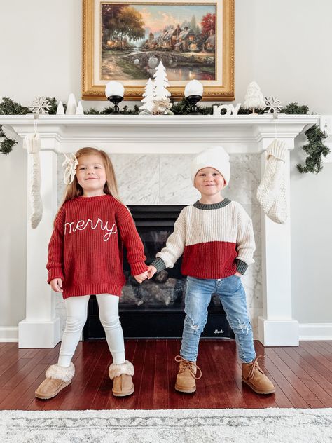 Toddler Boy Holiday Photo Outfit, Kids Christmas Photoshoot Outfits, Toddler Boy Santa Pictures Outfit, Toddler Boy Christmas Pictures, Christmas Toddler Outfits, Toddler Christmas Outfit Boy, Santa Pictures With Kids Outfits, Little Boy Christmas Outfits, Toddler Holiday Outfits