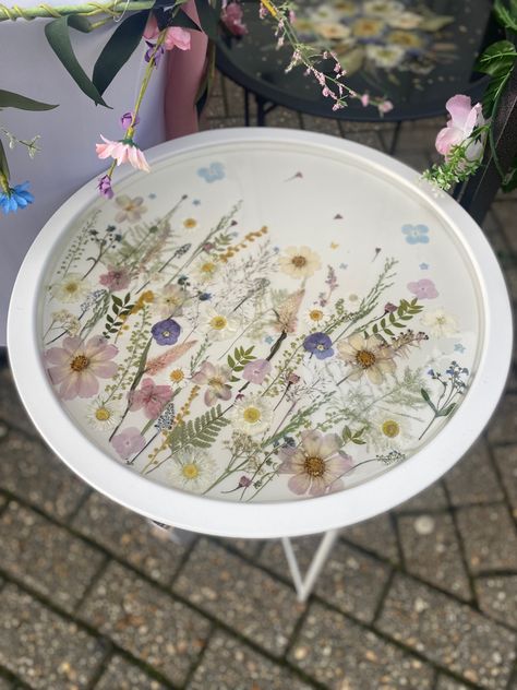 Resin Table With Flowers, Floral Resin Table, Wedding Flowers In Resin, Resin Tray Ideas, Flower Resin Tray, Floating Feather, Measuring Height, Flowers In Resin, Resin Table Top