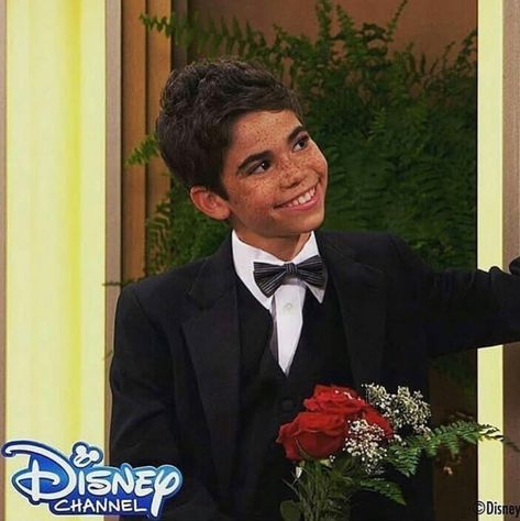 Camron Boyes Jessie, Jessie Disney, Luke Ross, Cameron Boys, Disney Jessie, Peyton List, Cameron Boyce, Dear Future Husband, Sofia The First