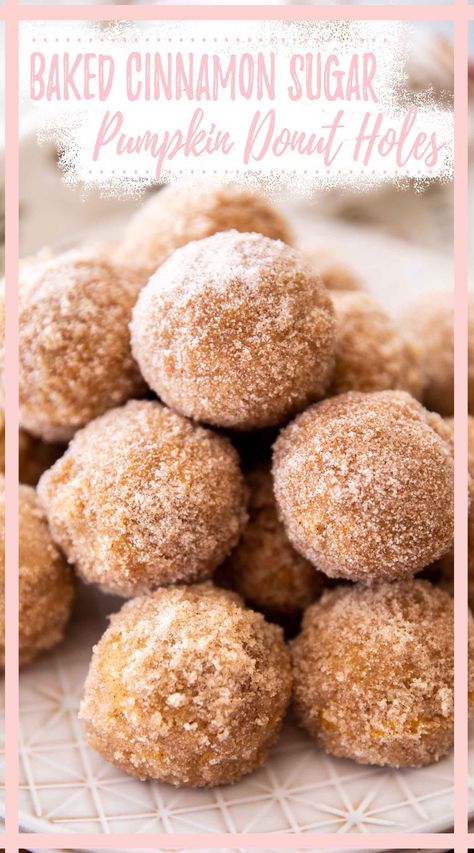 Pumpkin Brunch, Baked Doughnut Holes, Pumpkin Buttermilk, Easy Fall Breakfast, Pumpkin Donut Holes, Pumpkin Donuts Recipe, Donut Hole Recipe, Canned Pumpkin Recipes, Pumpkin Donut