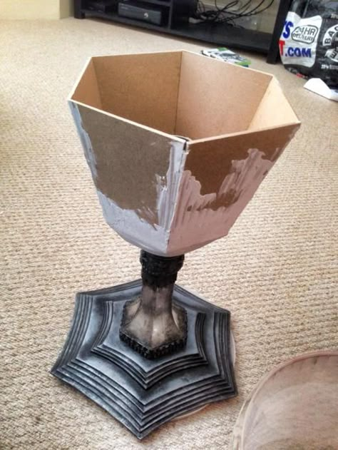 Diy Triwizard Cup, Prop Building Diy, Goblet Of Fire Diy, Diy Goblet Of Fire, Diy Hogwarts Castle, Harry Potter Things To Make, Diy Harry Potter Decorations, Halloween Harry Potter Decorations, Harry Potter Diy Gifts