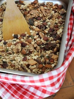 Healthy Muesli Recipe, Toasted Muesli Recipe, Baking Meals, Healthy Muesli, Muesli Cereal, Roasted Oats, Muesli Recipe, Gain Energy, Wheat Bran