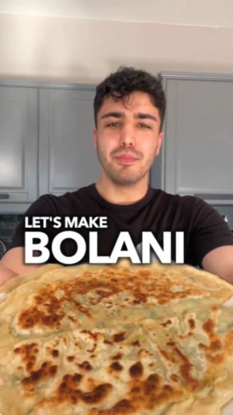 vegancuts • Original Audio Bolani Recipe, Dr Vegan, Potato Filling, Flatbread Recipes, Boat Food, Mediterranean Diet Recipes, Bread Recipes Homemade, Veg Recipes, Veggie Dishes