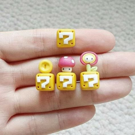 Mini Clay Sculptures, Fimo Kawaii, Clay Date, Polymer Clay Kunst, Crea Fimo, Easy Clay Sculptures, Kawaii Charms, Fimo Ideas, Polymer Clay Kawaii