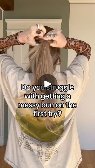 How To Make A Bun, Big Messy Buns, Quick Hairstyles, Messy Bun, Hair Dos, Hair Hacks, Easy Hairstyles, Hair Makeup, Fashion Inspo