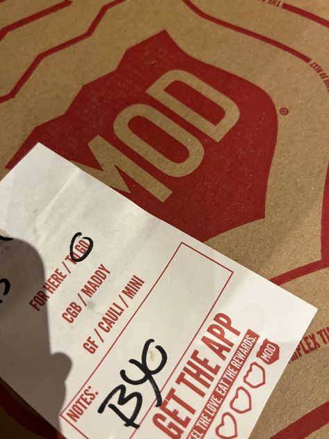 mod pizza box Pizza History, Mod Pizza, Show Biz Pizza Place, Mod Pizza Pesto Recipe, Resto Mod, Paper Shopping Bag, Pizza, Quick Saves