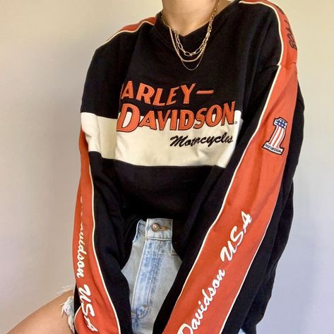 Harley Davidson Crewneck Outfit, Womans Harley Davidson Outfits, Harley Davidson Long Sleeve Shirt, Harley Davidson Jacket Outfit, Harley Davidson Long Sleeve, Harley Davidson Sweatshirt, Harley Davidson Shirt Outfit, Harley Davidson Outfits Woman, Harley Davidson Outfits