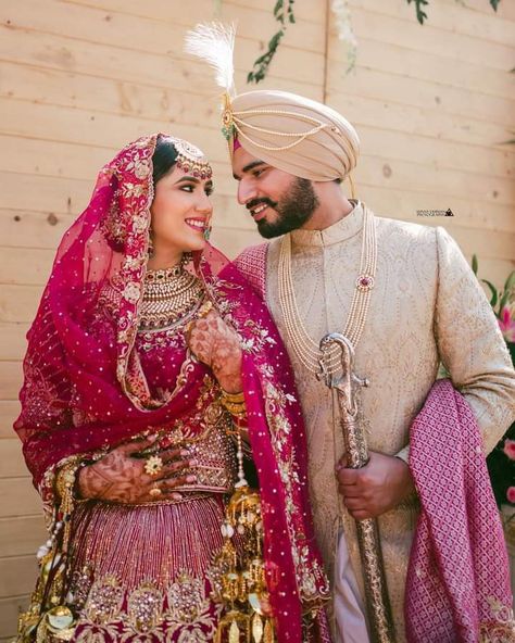 Punjabi Groom Outfit Sherwani, Couple Dressing, Punjabi Lehenga, Groom Indian Wedding Outfits, Sikh Wedding Photography, Punjabi Wedding Couple, Sikh Bride, Indian Wedding Poses, Bride Photos Poses