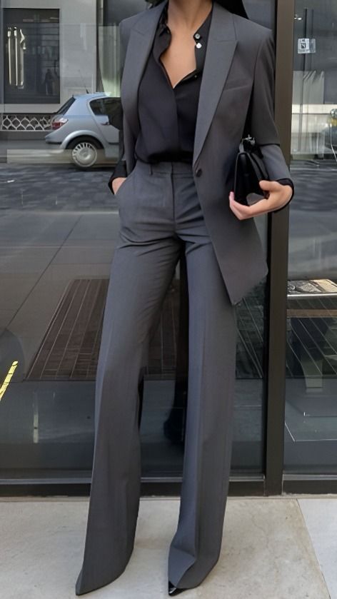 Prom Suits Women Elegant, Grey Suit Women, Graduation Suits For Women, Normcore Outfits, Formal Suits For Women, Job Outfits, Interview Fits, Wardrobe Makeover