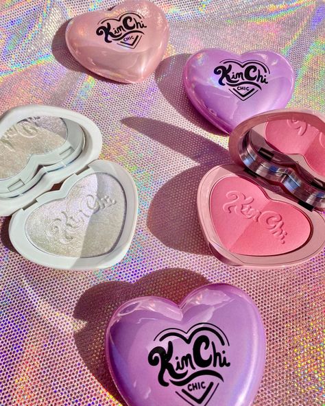 Kimchi Chic Highlighter, Kimchi Highlighter, Kimchi Chic Beauty, Kimchi Makeup, Makeup Kawaii, Indie Makeup Brands, Dream Products, Dream Makeup, Indie Makeup