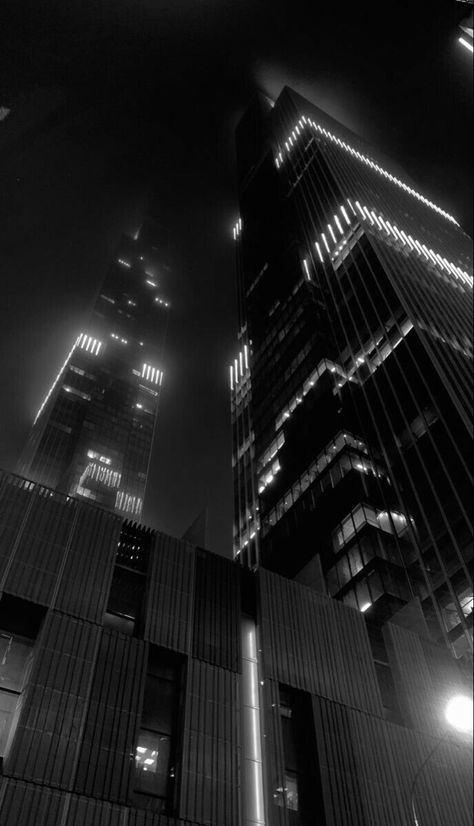 Grey Asethic Wallpaper, Dark Asethic Photos, Black Asethic Wallpaper, Asethic Wallpaper Iphone, Dark Asethic Wallpaper, Iphone Asethic Wallpaper, Locker Wallpaper, Glass City, Black And White Photo Wall