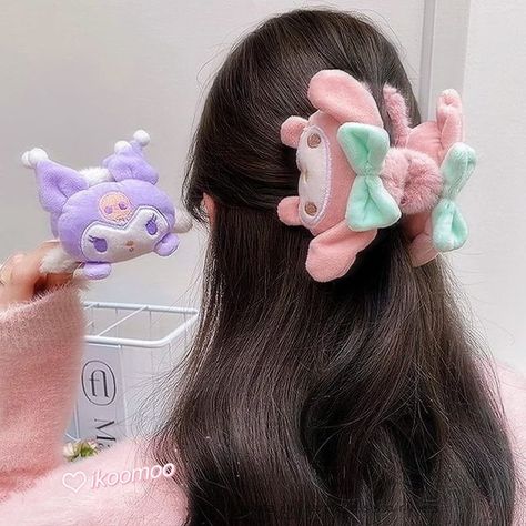 Kawaii Hair Accessories, Cartoon Hair, Kawaii Hairstyles, Hair Accessories Clips, Hair Clips Girls, Head Hair, Cute Plush, Hair Claws & Clips, Stylish Hair